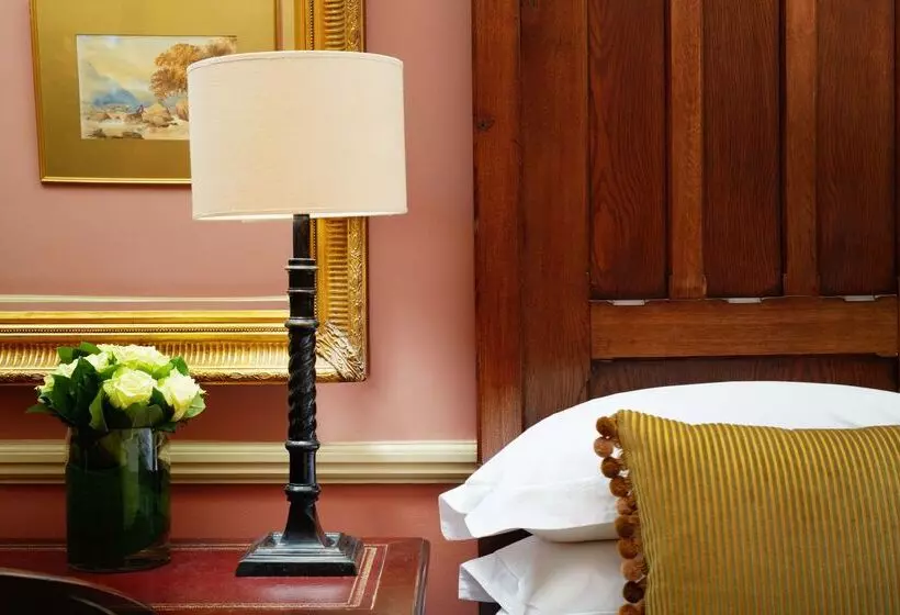 The Gore London   Starhotels Collezione