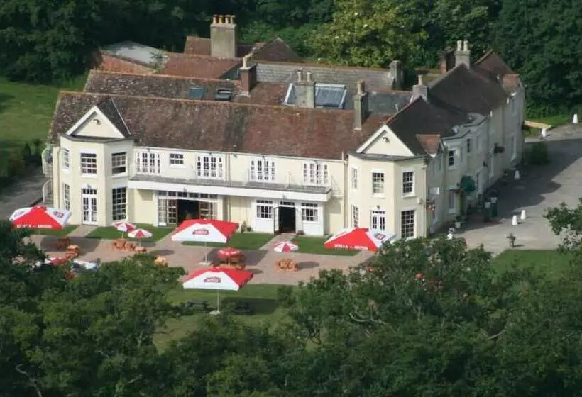 هتل Tyrrells Ford Country Inn &