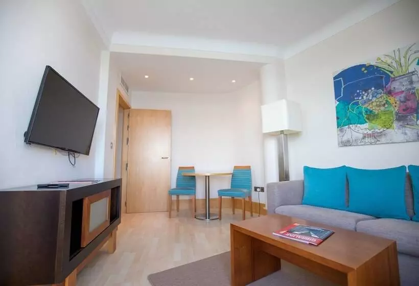 The Caleta Hotel Health, Beauty & Conference Centre