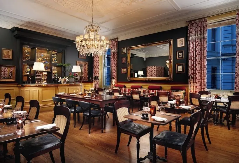 The Gore London Starhotels Collezione