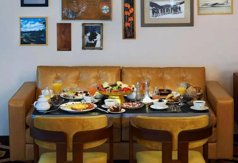 Brown Acropol, a Member of Brown Hotels