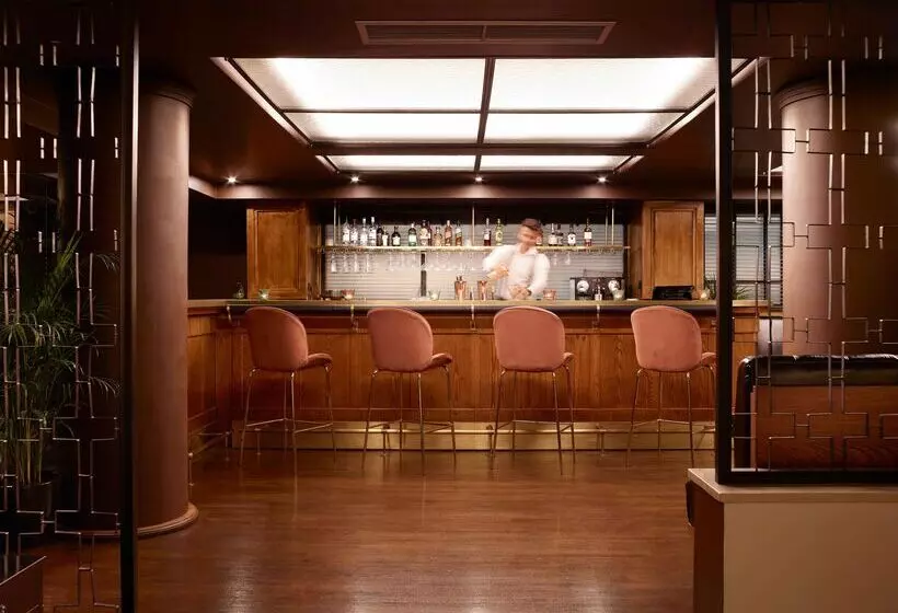 Brown Acropol, a Member of Brown Hotels