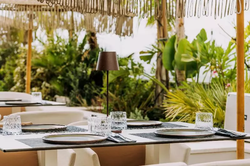 Brown Acropol, a Member of Brown Hotels