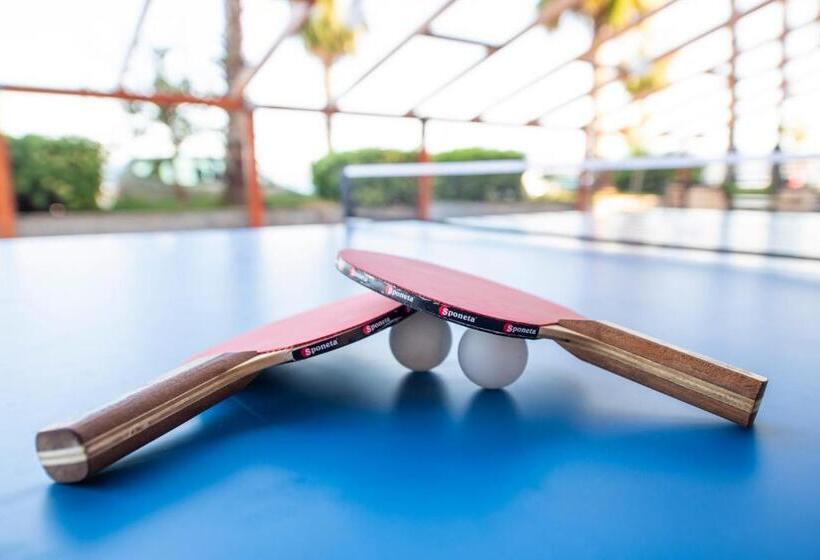 בית מלון כפרי Avra