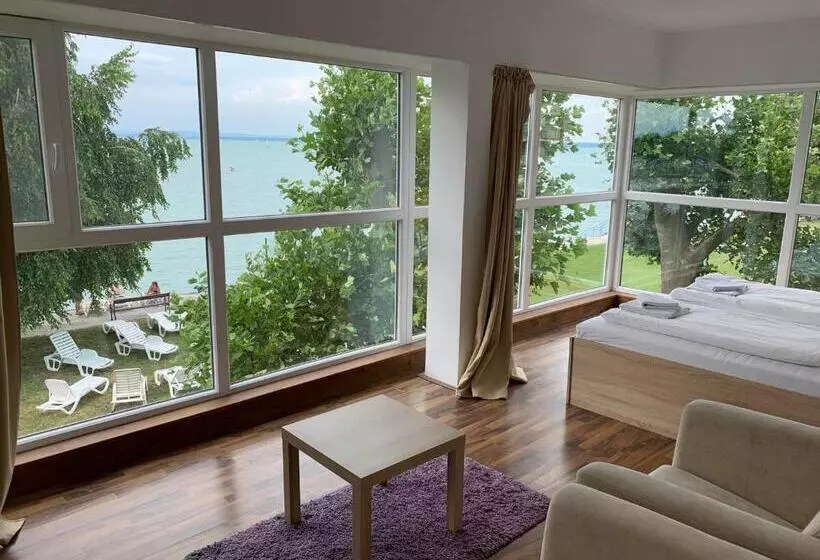 בית מלון כפרי Lido