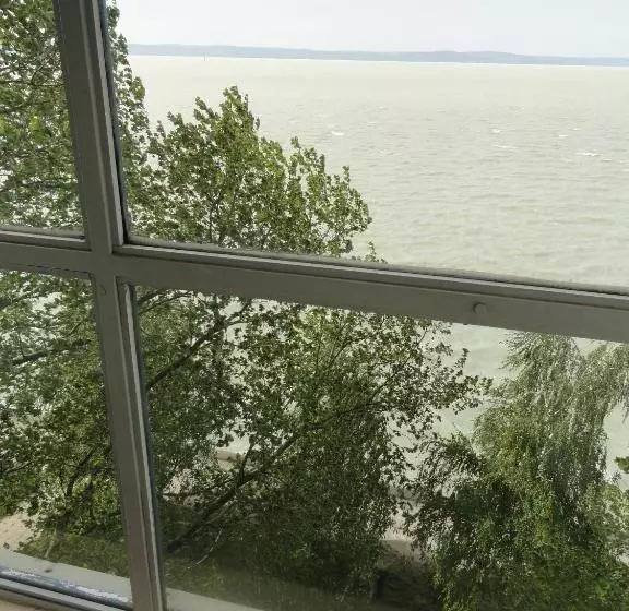 בית מלון כפרי Lido