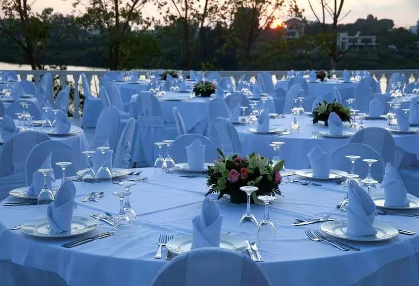 فندق Margarona Royal