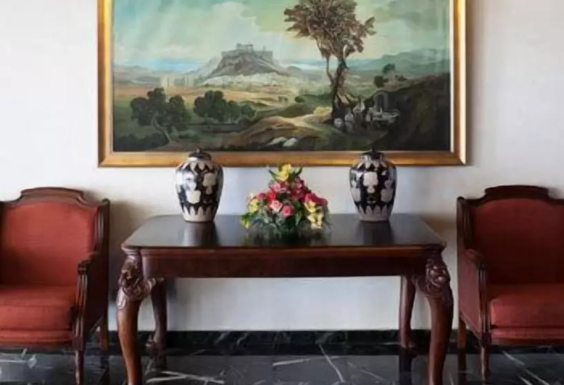 فندق Margarona Royal