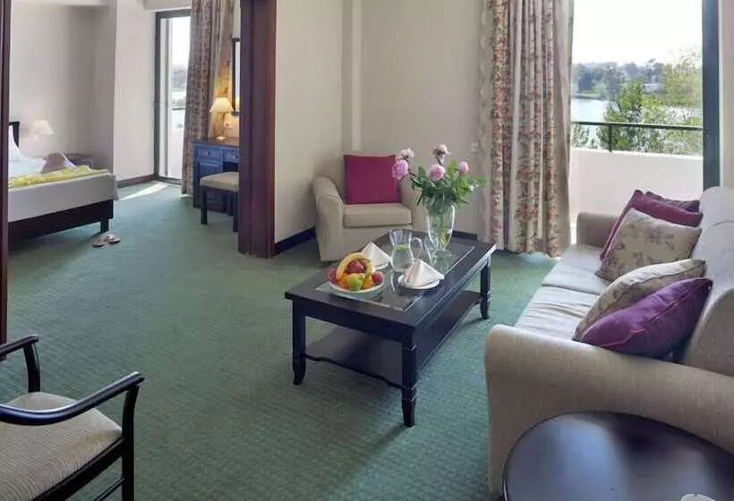 فندق Margarona Royal