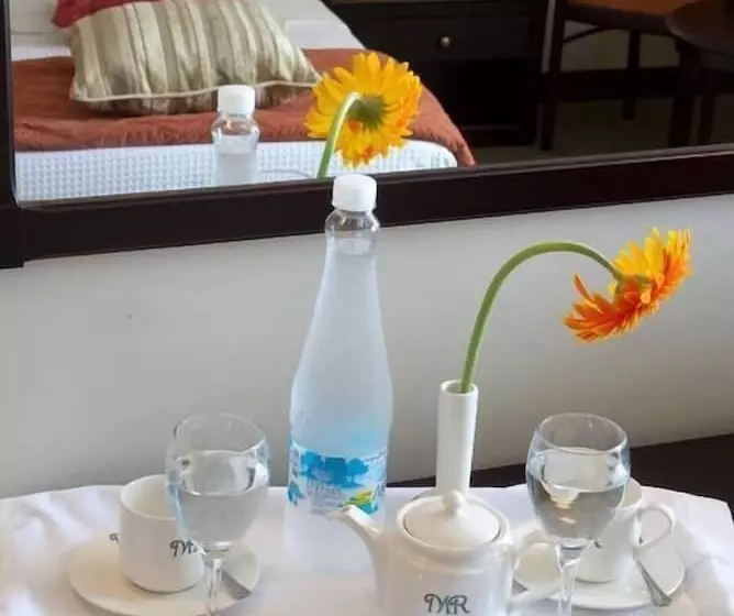 فندق Margarona Royal