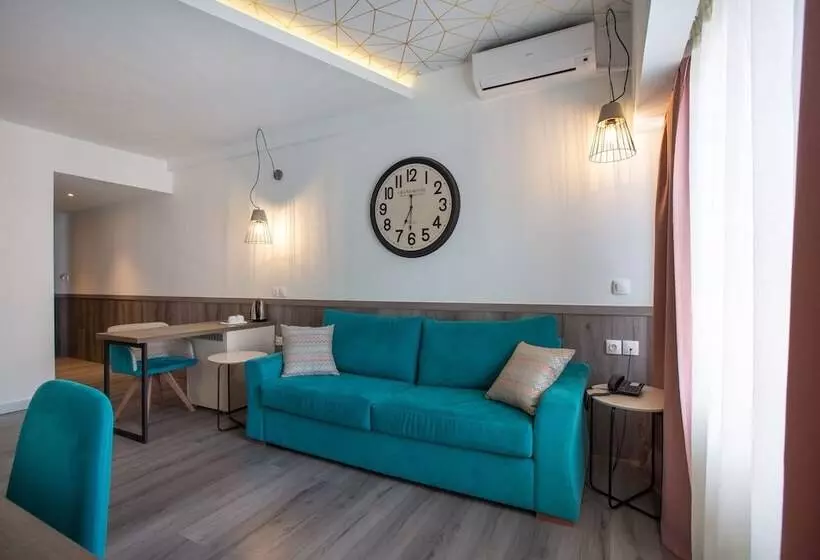 فندق Metropolitan