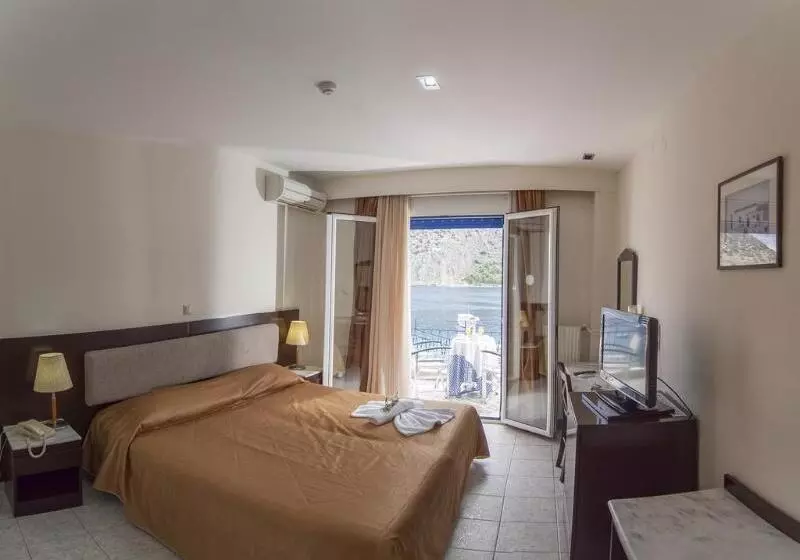 בית מלון כפרי Minoa