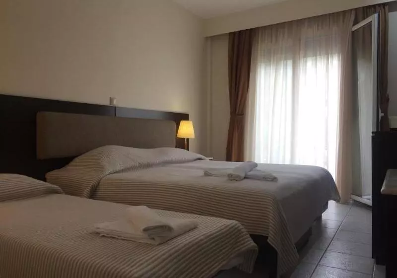 בית מלון כפרי Minoa