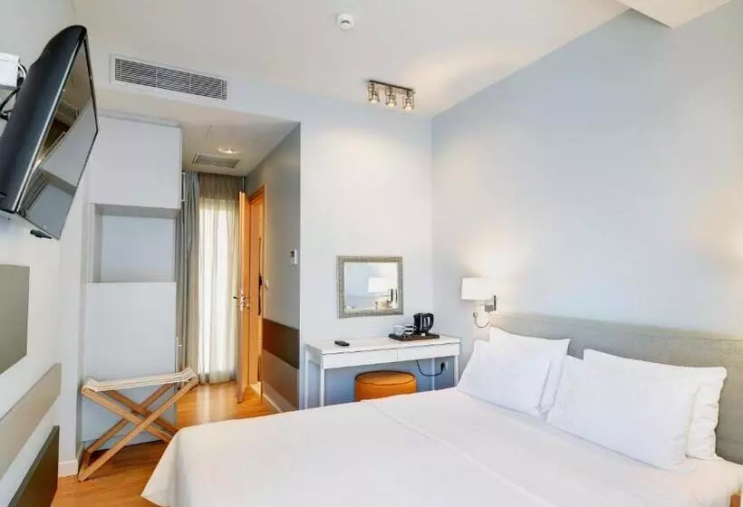 호텔 Phidias Piraeus