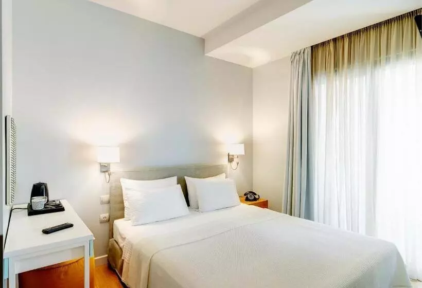 호텔 Phidias Piraeus