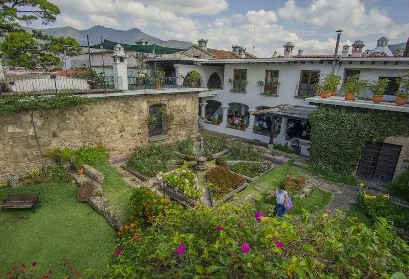 هتل Posada De Don Rodrigo Antigua