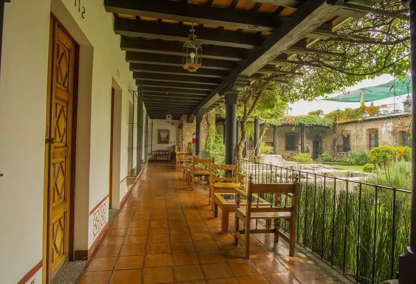 هتل Posada De Don Rodrigo Antigua