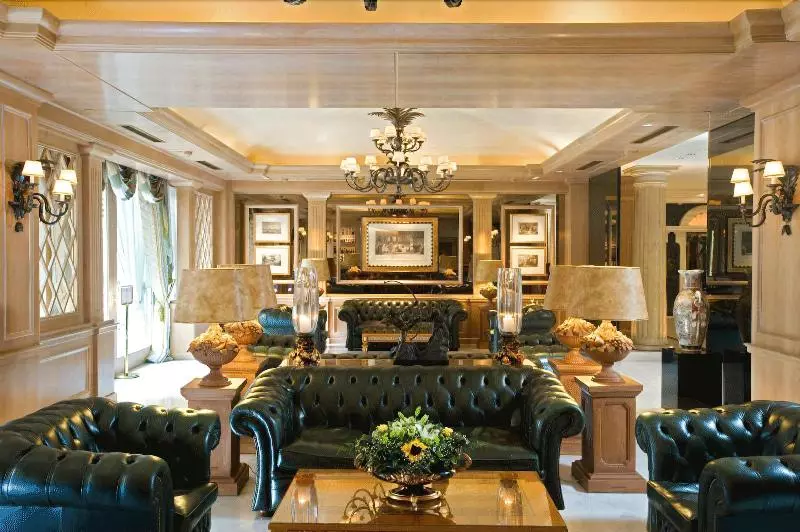 Отель Royal Olympic