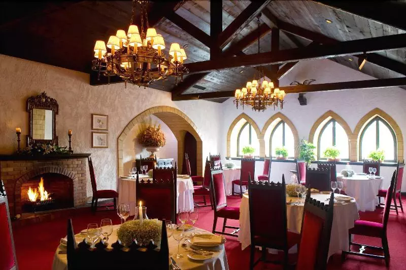 Отель Royal Olympic