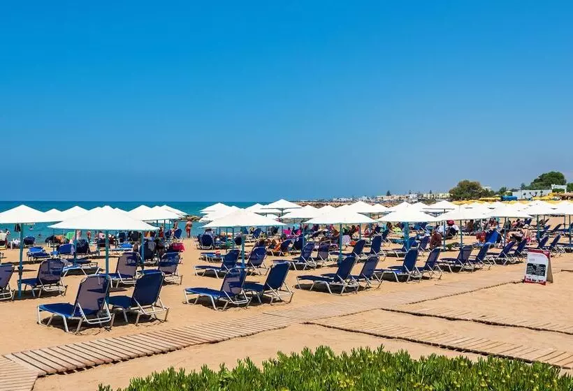 בית מלון כפרי Themis Beach