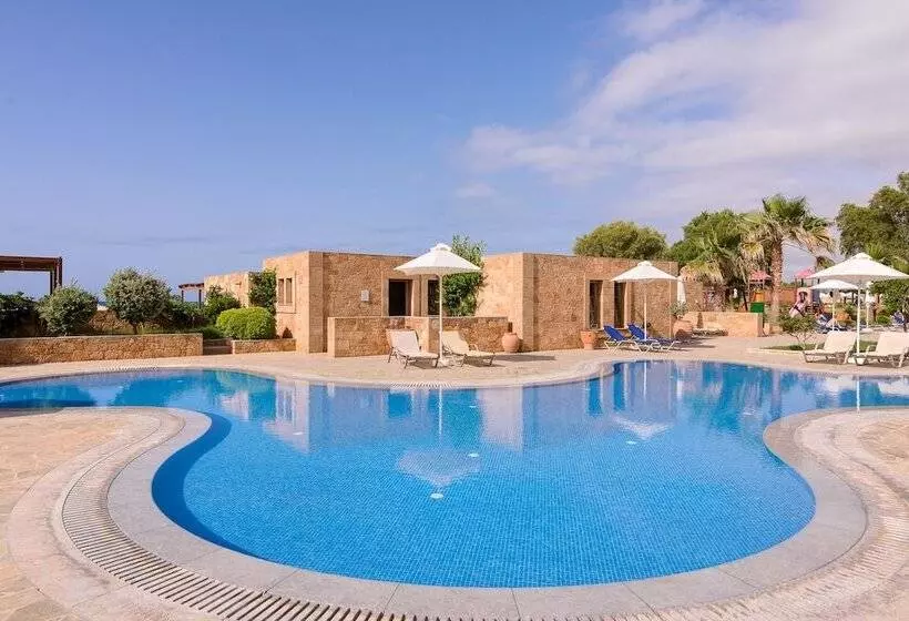 Kernos Beach Hotel & Bungalows