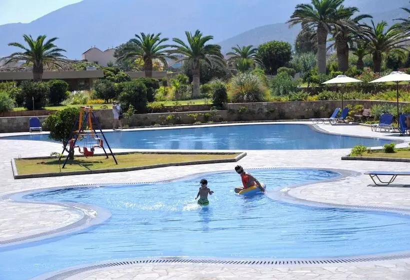 Kernos Beach Hotel & Bungalows