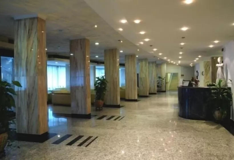 فندق Alexander Palace