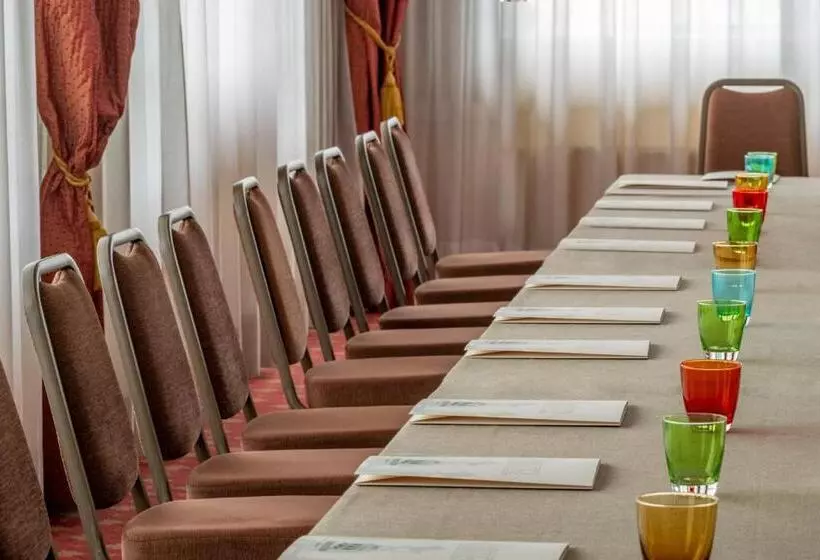 ホテル Ambasciatori