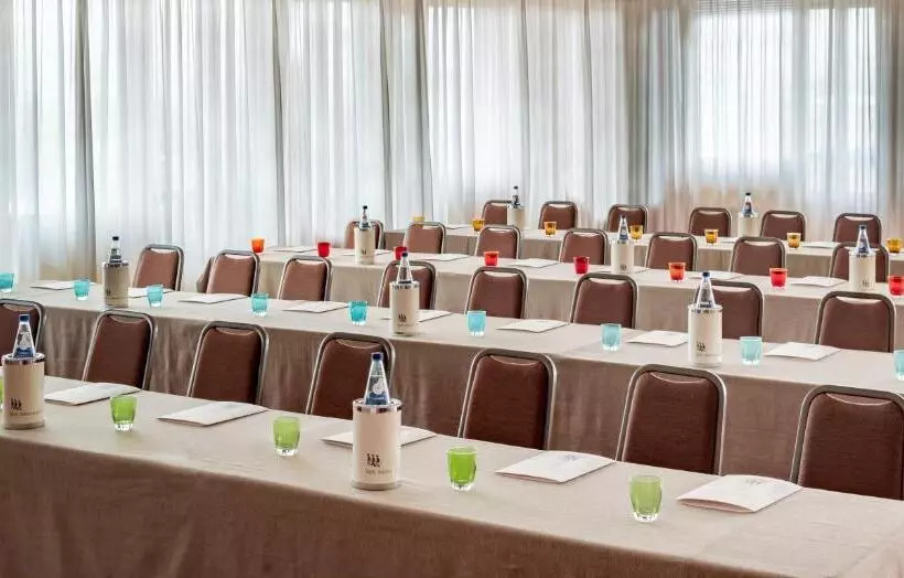 ホテル Ambasciatori