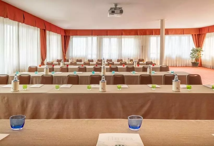 ホテル Ambasciatori