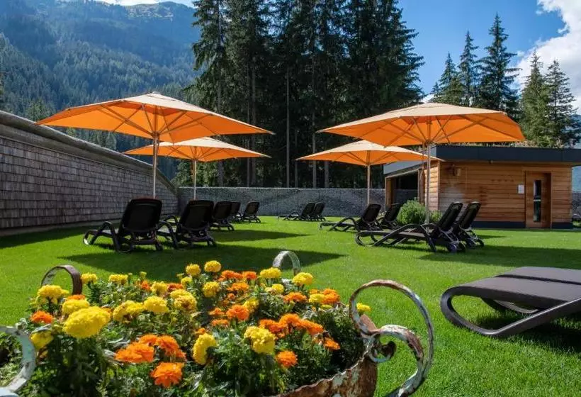 ホテル Croce Bianca Leisure & Spa