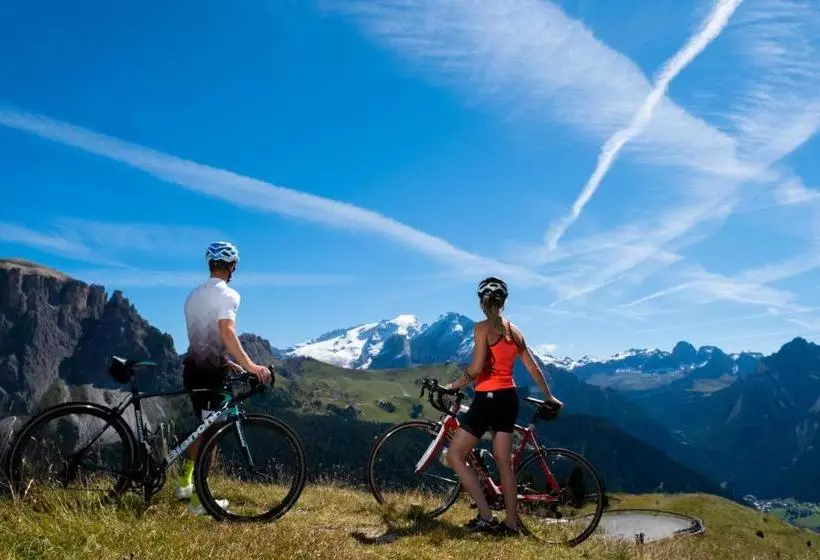 ホテル Croce Bianca Leisure & Spa