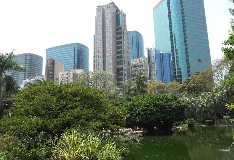 هتل Eaton Hk
