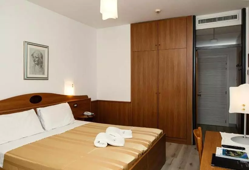 هتل Leonardo Da Vinci Wellness Spa