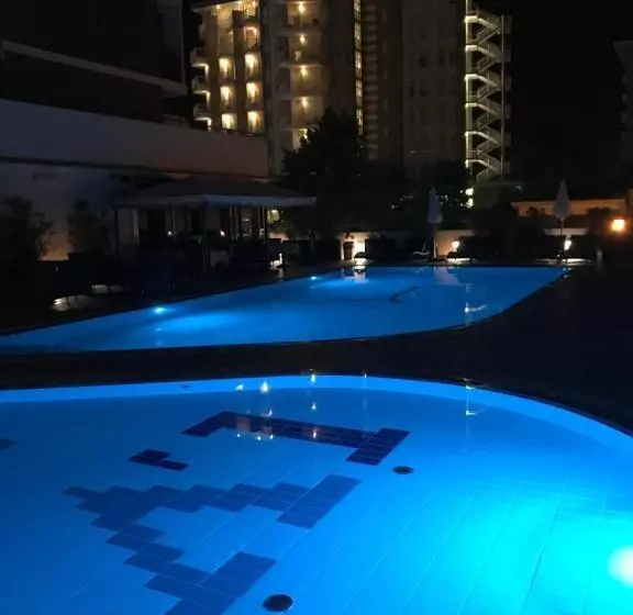 هتل Leonardo Da Vinci Wellness Spa