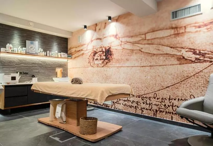 هتل Leonardo Da Vinci Wellness Spa