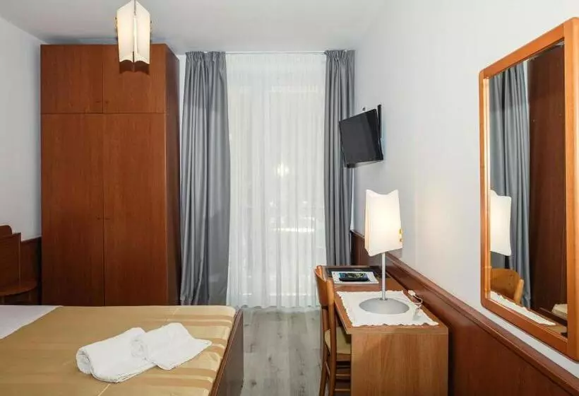 هتل Leonardo Da Vinci Wellness Spa