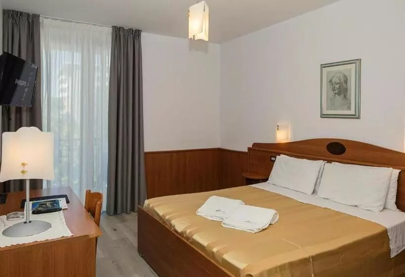 هتل Leonardo Da Vinci Wellness Spa