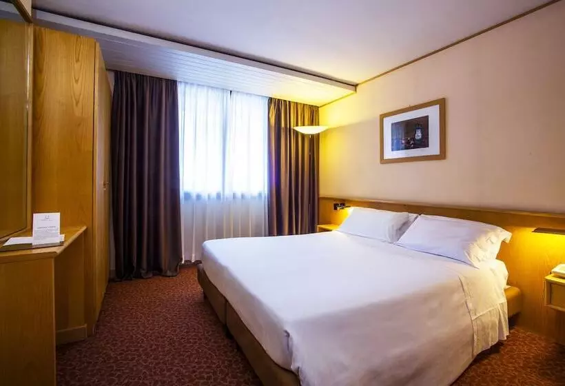 호텔 Les Jumeaux Courmayeur