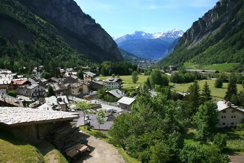 호텔 Les Jumeaux Courmayeur