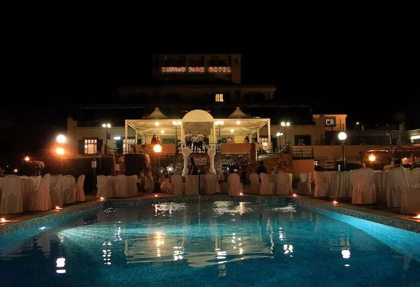 ホテル Mercure Civitavecchia Sunbay Park