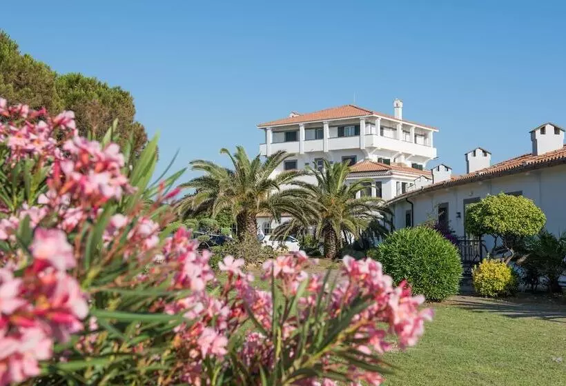 ホテル Mercure Civitavecchia Sunbay Park