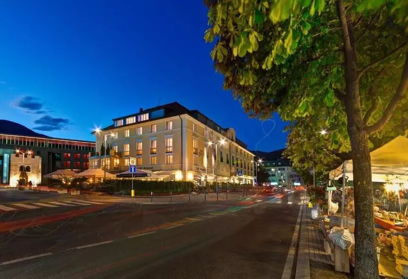 ホテル Post Alpine Cityflair