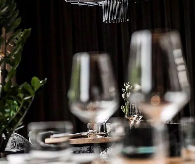 ホテル Post Alpine Cityflair