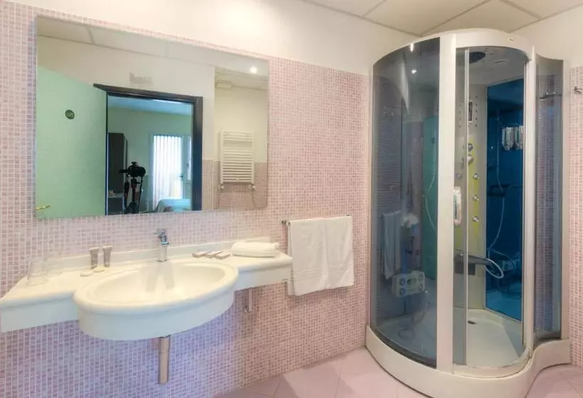 هتل Splendid Mare