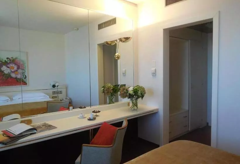 Starhotels Cristallo Palace