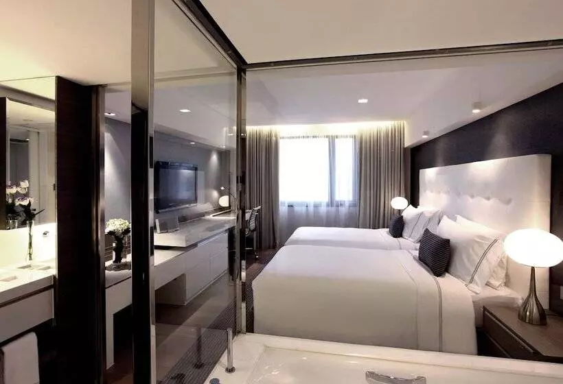 هتل The Mira Hong Kong