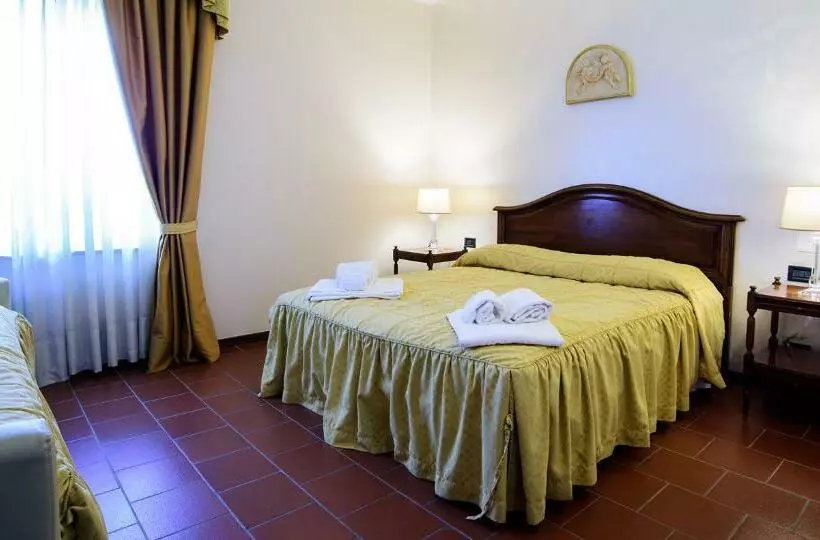 فندق Villa Cavour