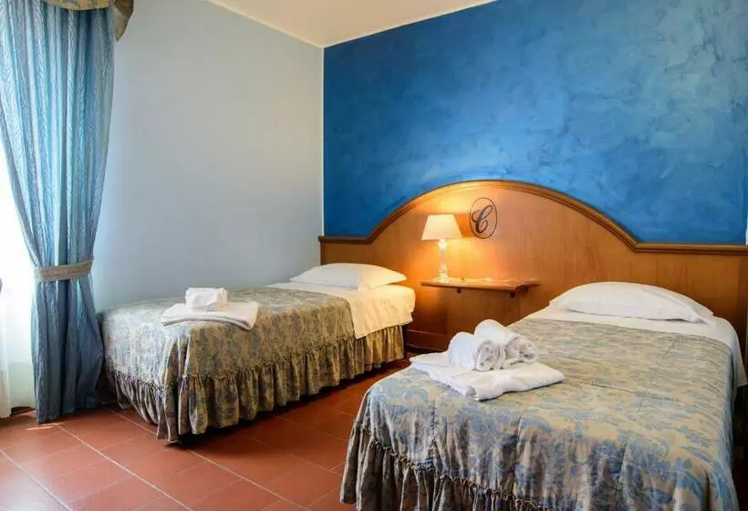 فندق Villa Cavour