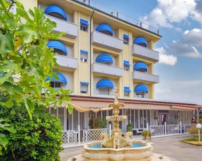 Bh Colombo Hotel Boschetto Holiday